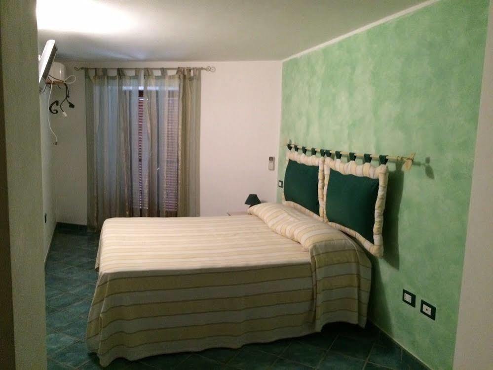 Sweet Country House Formia Exterior foto